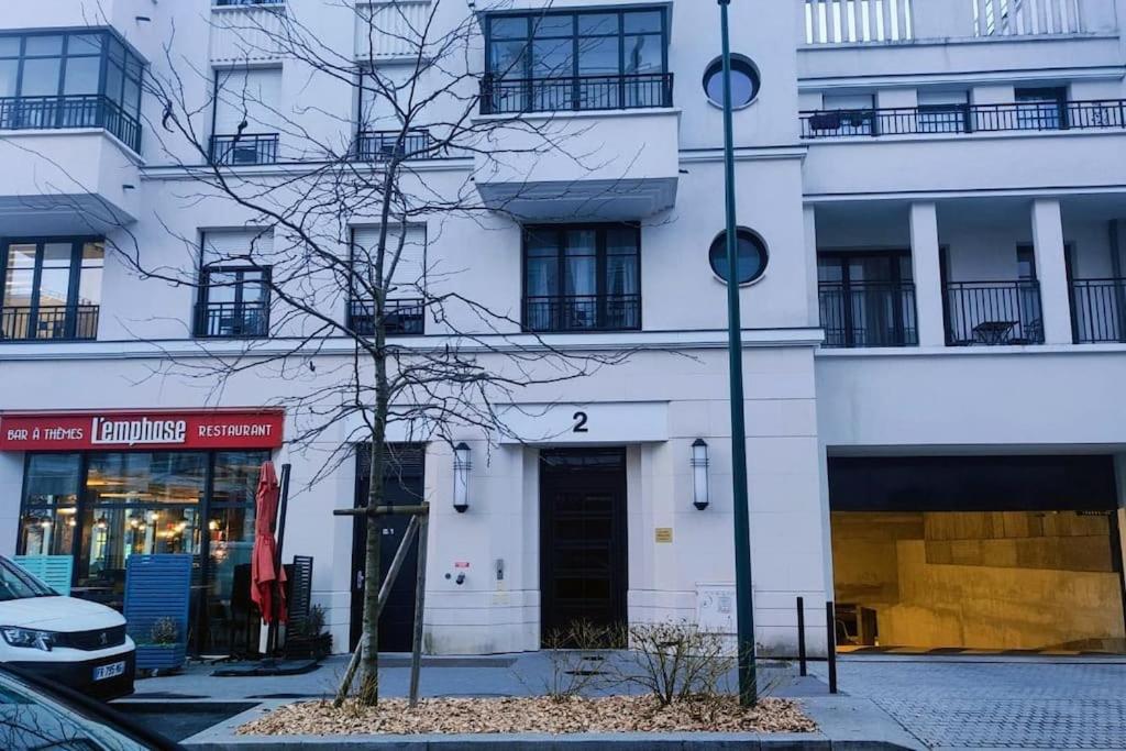 Lotus- 4 Min De Walt Disney-Arrivee Autonome-Parking Et Wifi Gratuit-Proche De Toutes Commodites 5Min De La Vallee Village Chessy  Exterior photo